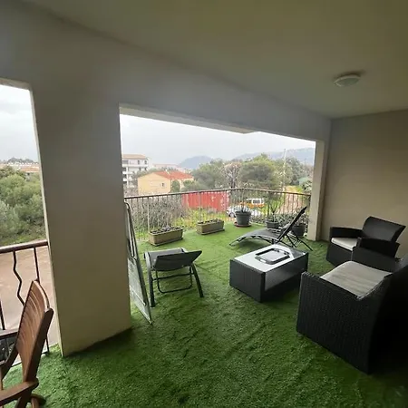 Appartamento Trés Bel De 105 M2 Et 45 M2 De Terrasse à 100 M Du Port