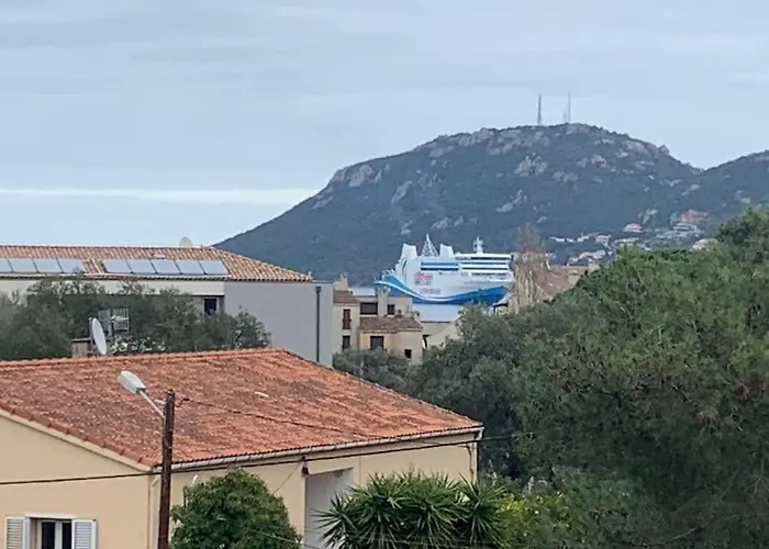 Tres Bel De 105 M2 Et 45 M2 De Terrasse A 100 M Du Port Porto-Vecchio (Corsica)